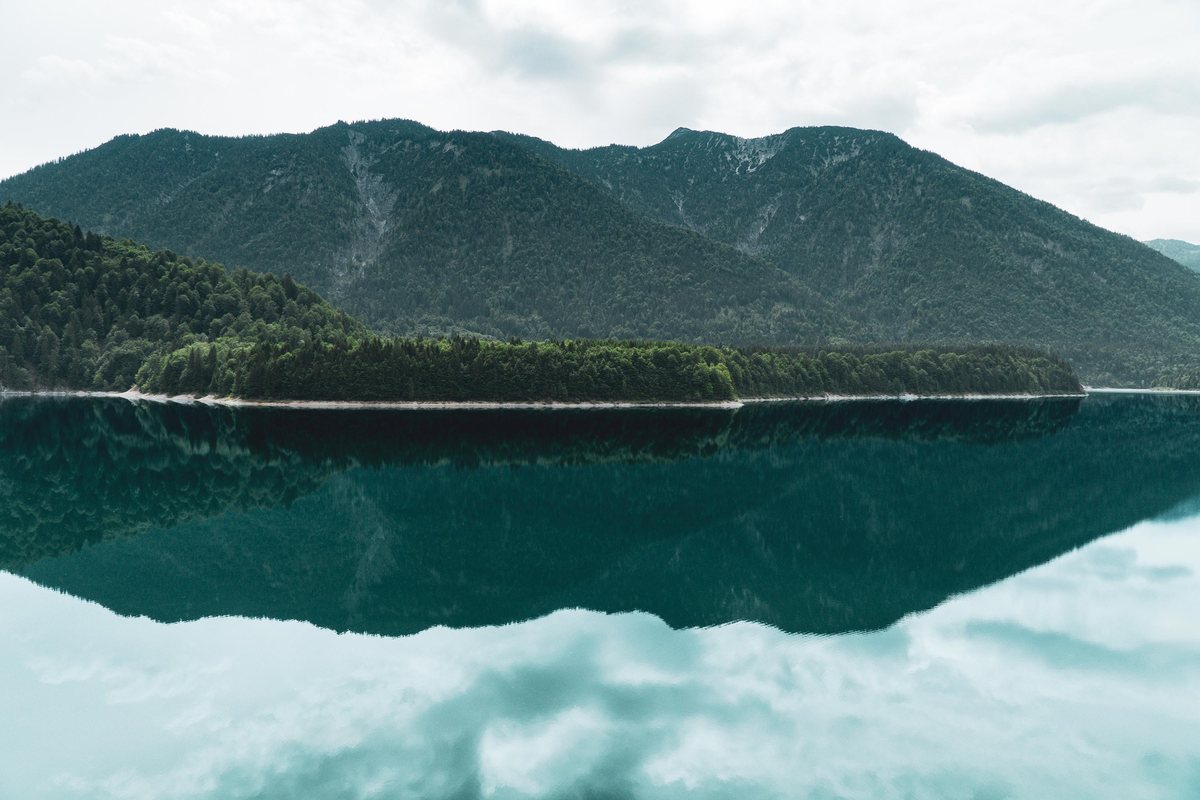 paul-gilmore-696064-unsplash