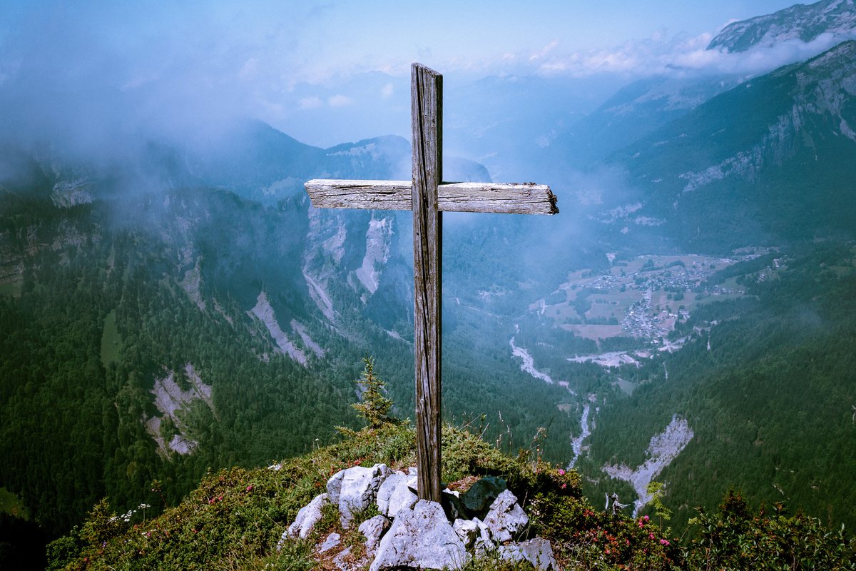 hugues-de-buyer-mimeure-321544-unsplash (1)